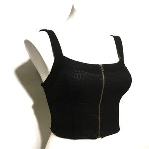 BKE BLACK ZIPPER FRONT STRETCH CROP HALTER TOP